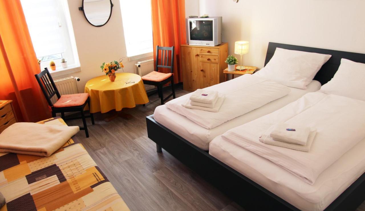 Ferienwohnung Familienwohnung Kropelin Luaran gambar