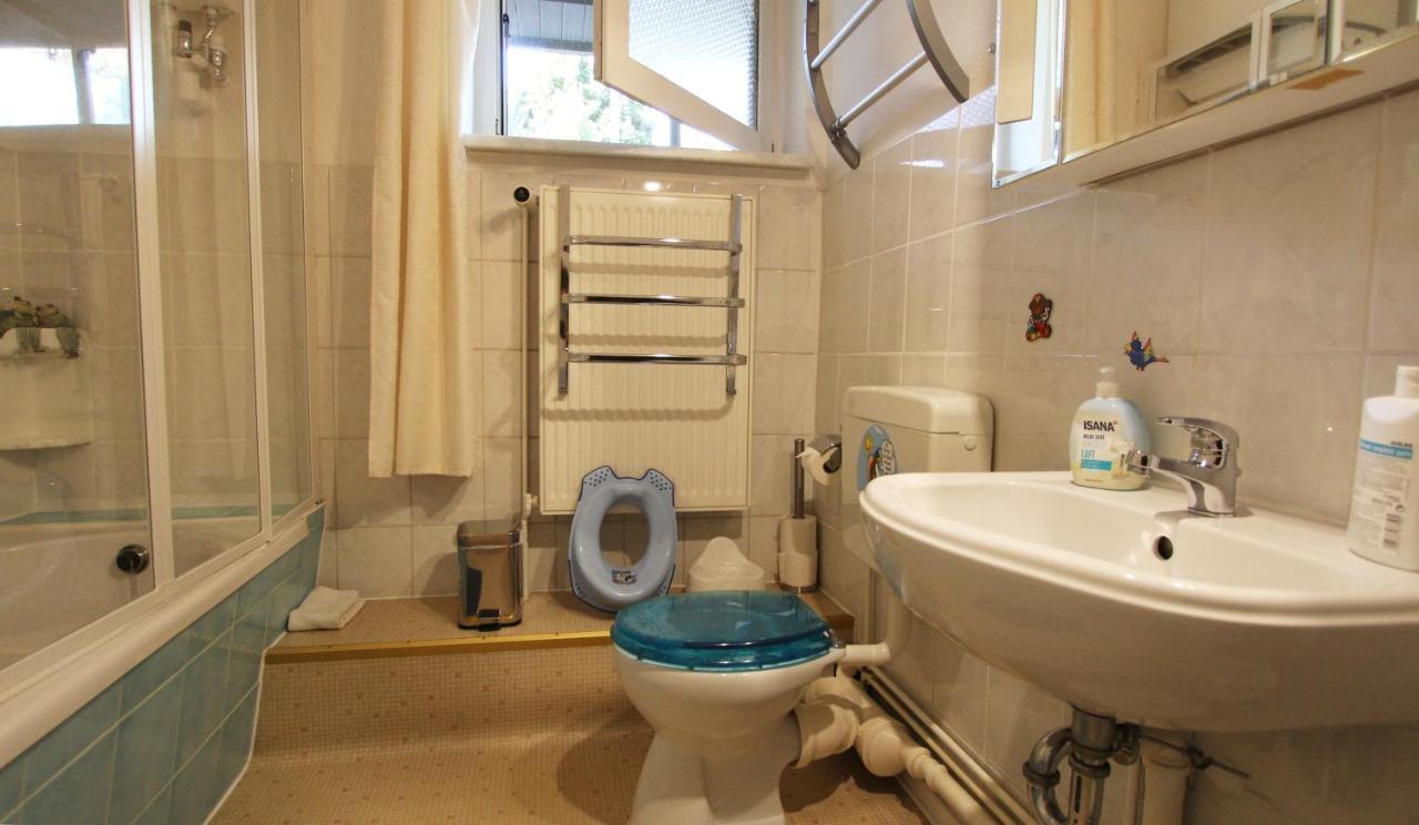 Ferienwohnung Familienwohnung Kropelin Luaran gambar